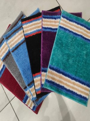 Anti Skid || Machine Washable || Microfiber Stripe Bath Mat 40x60cms || Brand BNL Deal